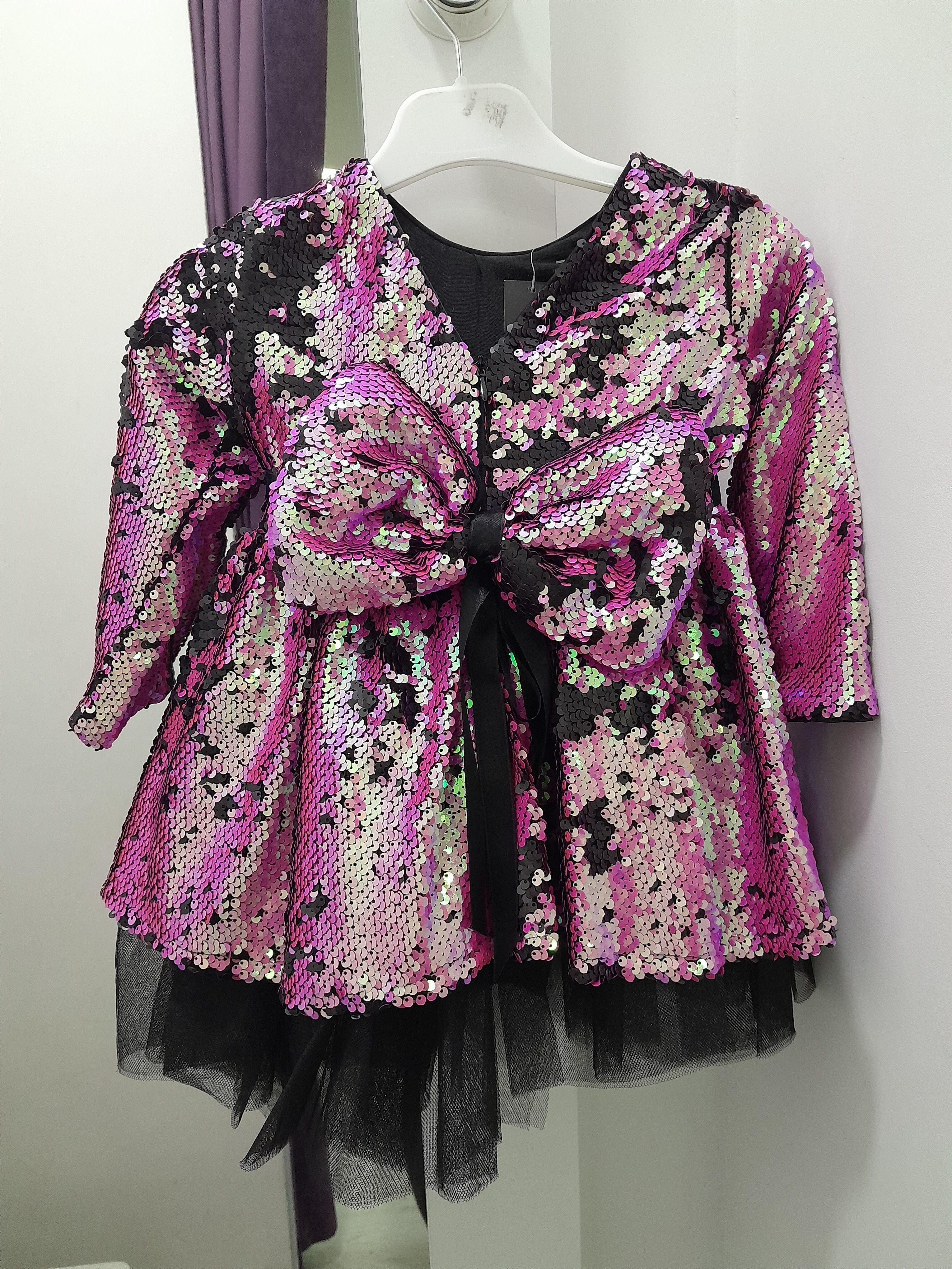 картинка Hilal Akinci / HA / Платье нарядное цвет : розовый от магазина Одежда+