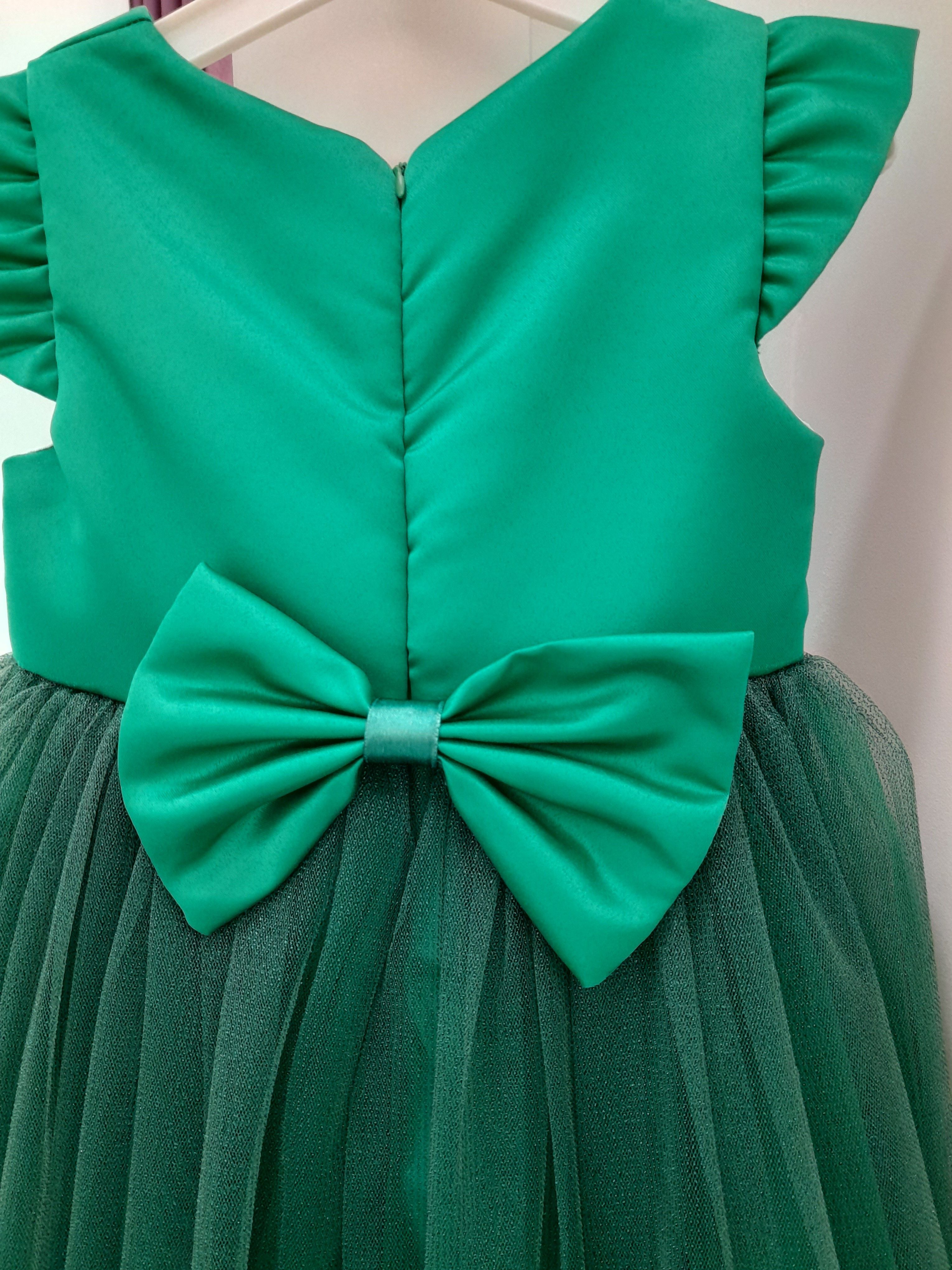 картинка eray kids / Нарядное платье со шлейфом цвет : изумрудный от магазина Одежда+