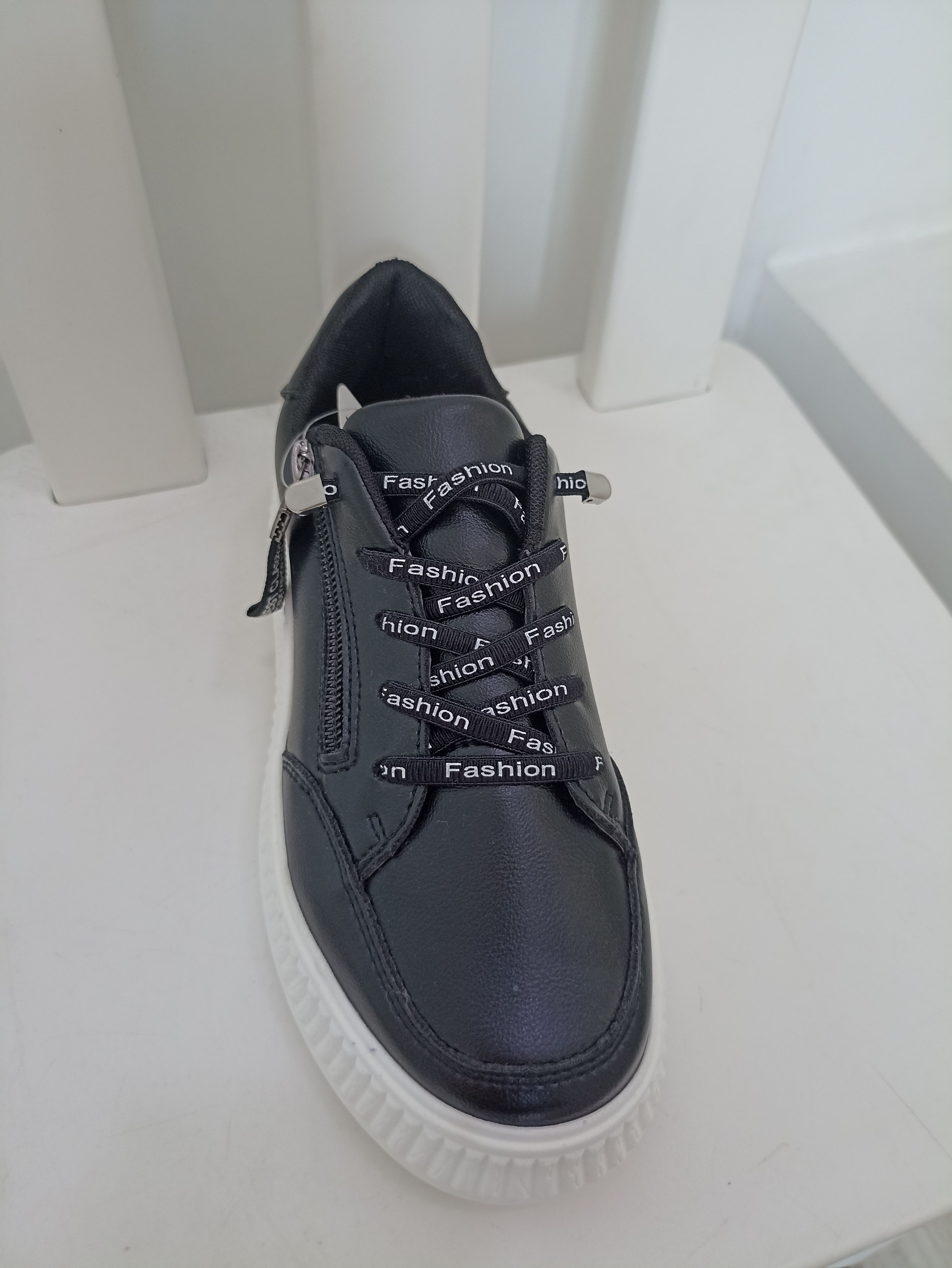 картинка JONG.GOLF / Кроссовки / Кеды для девочки цвет : чёрный(Fashion) от магазина Одежда+